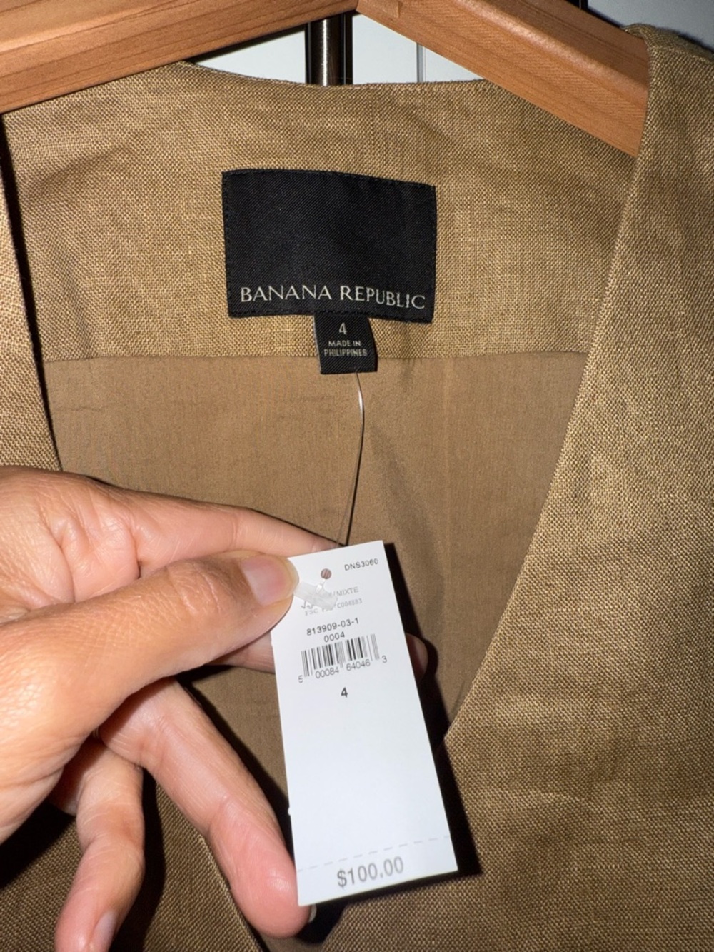 NWT Banana Republic Women's Tan Linen Button-Up Vest- size 4 - Picture 9 of 10